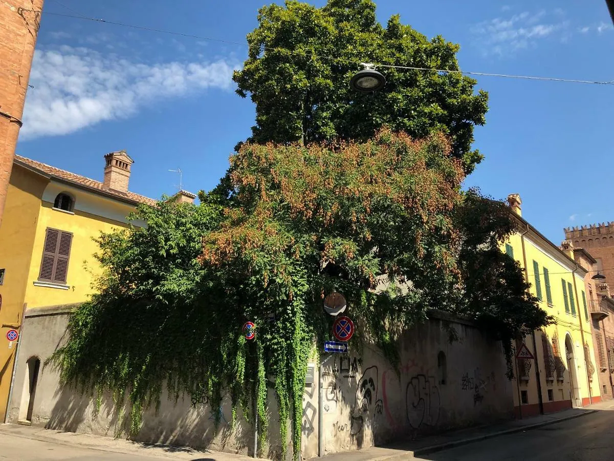 L'Ape Regina Lägenhet Ferrara Italien