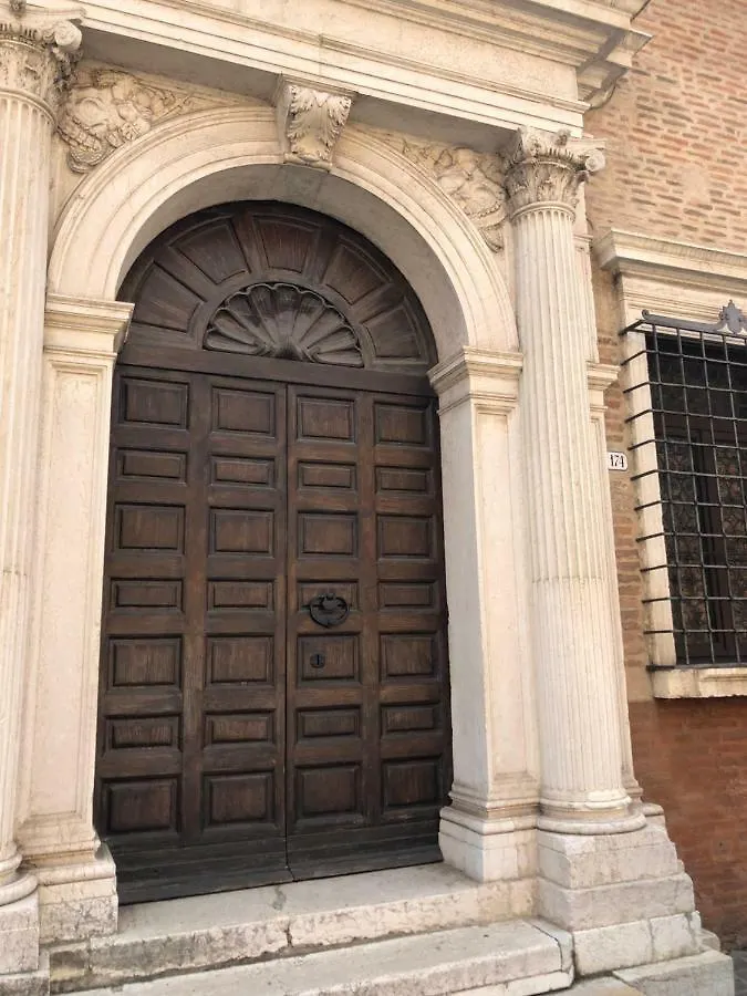 L'Ape Regina Apartment Ferrara Italy