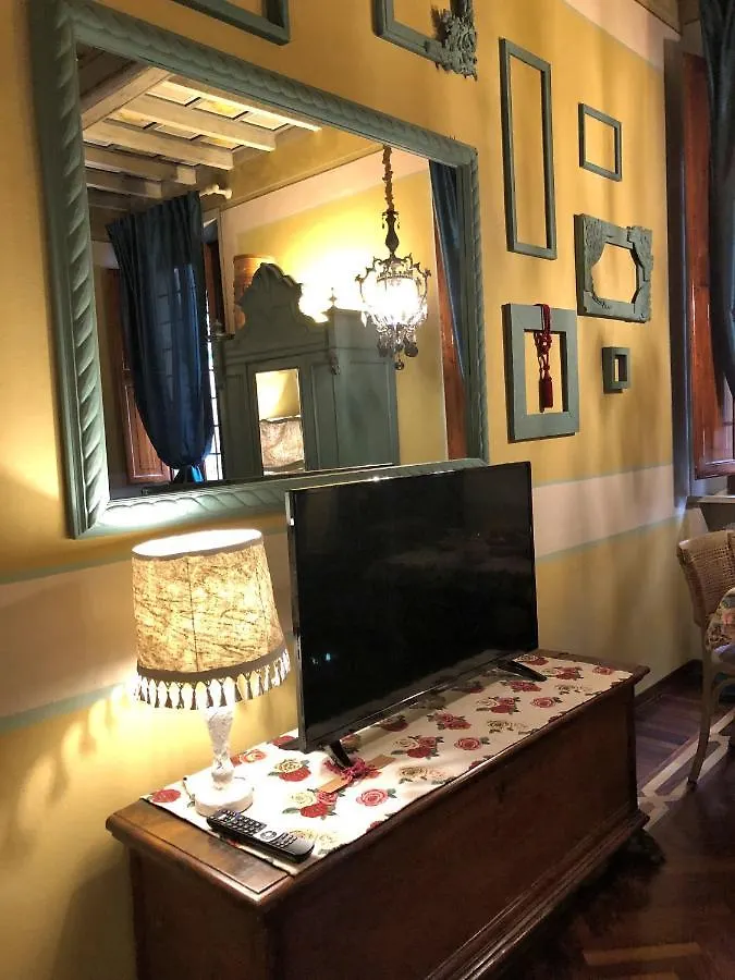L'Ape Regina Apartment Ferrara Italy