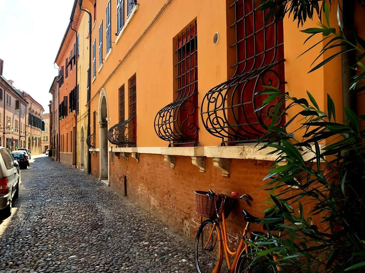 L'Ape Regina Apartment Ferrara